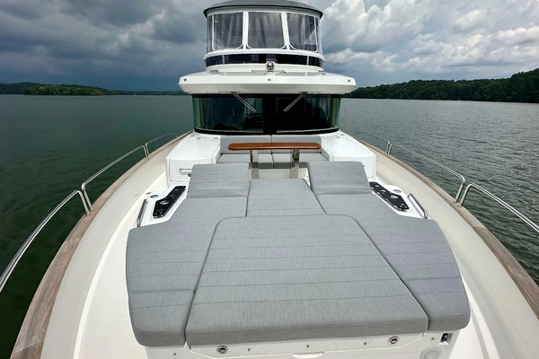 2021 Sirena 58