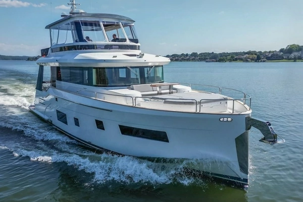 2021 Sirena 58