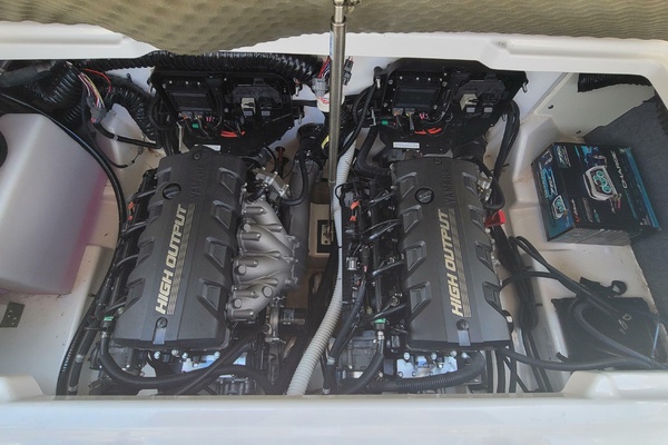 25ft Yamaha Boats Yacht For Sale