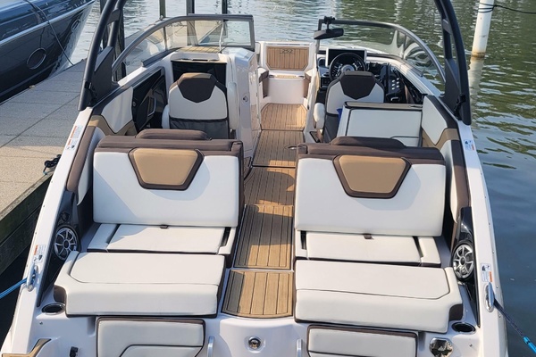 25ft Yamaha Boats Yacht For Sale