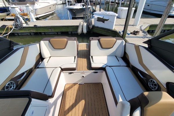 25ft Yamaha Boats Yacht For Sale