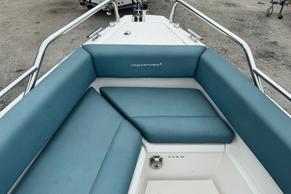 28ft Axopar Yacht For Sale