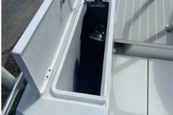 28ft Axopar Yacht For Sale