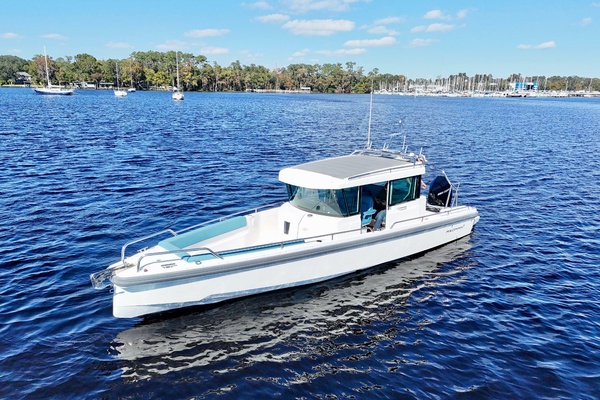 28ft Axopar Yacht For Sale