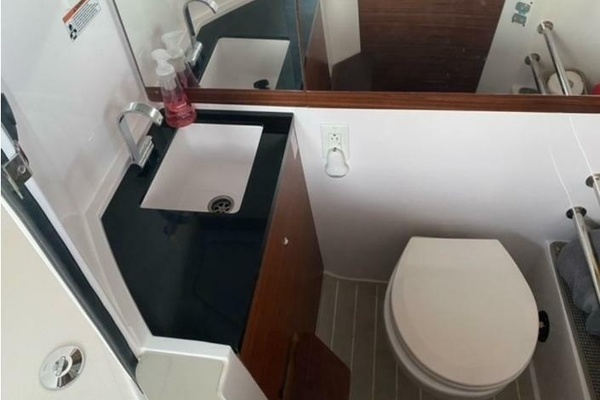 28ft Axopar Yacht For Sale