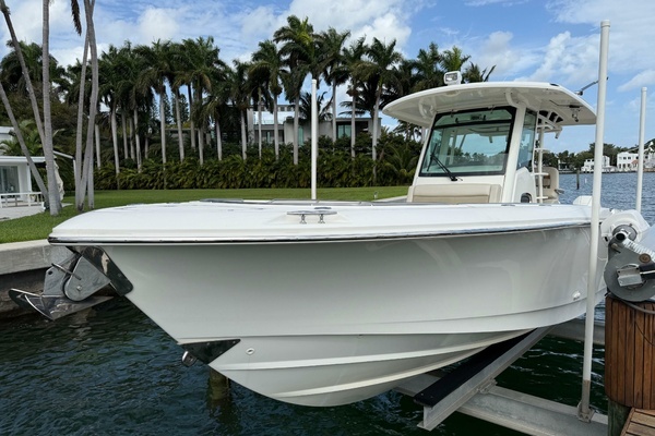 33-ft-Boston Whaler-2020-330 Outrage- Miami Beach Florida United States  yacht for sale