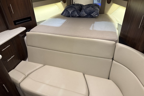2018 Regal 35