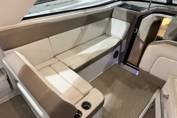 35ft Regal Yacht For Sale