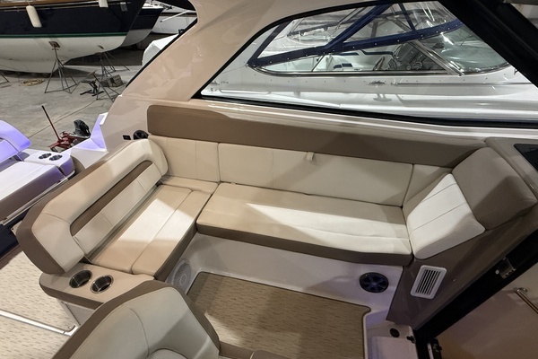 2018 Regal 35