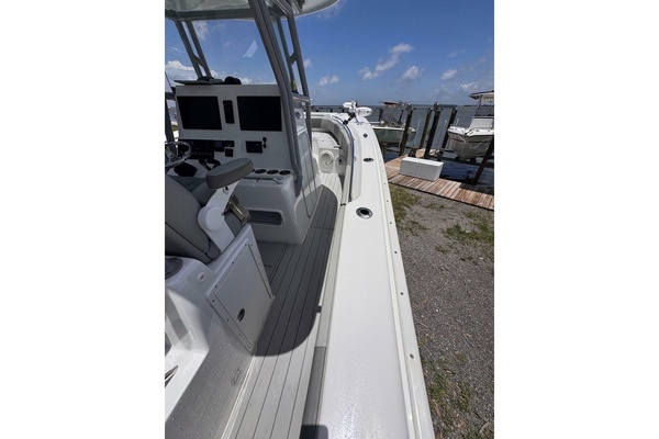 2020 Cape Horn 31