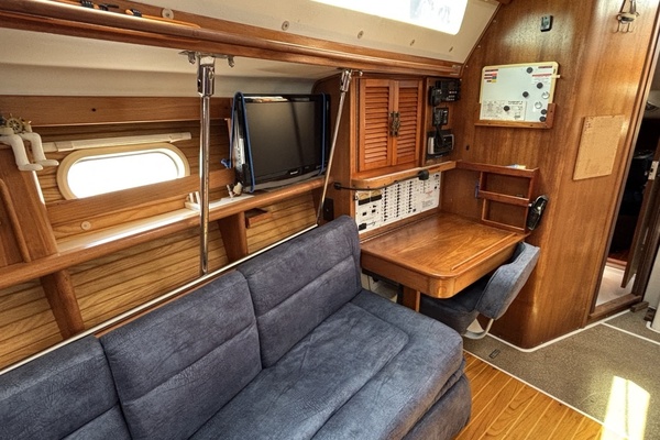 Casperina 38ft Catalina Yacht For Sale
