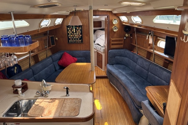 Casperina 38ft Catalina Yacht For Sale