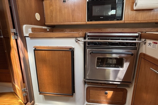 Casperina 38ft Catalina Yacht For Sale