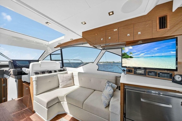 FREESTYLE 9 50ft Cruisers Yachts Yacht For Sale