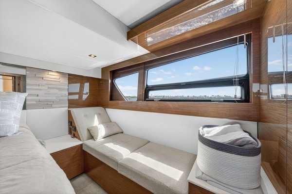 FREESTYLE 9 50ft Cruisers Yachts Yacht For Sale