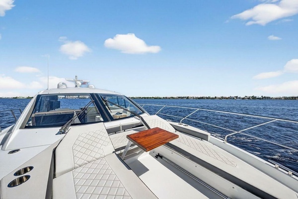FREESTYLE 9 50ft Cruisers Yachts Yacht For Sale