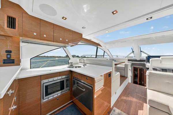 FREESTYLE 9 50ft Cruisers Yachts Yacht For Sale