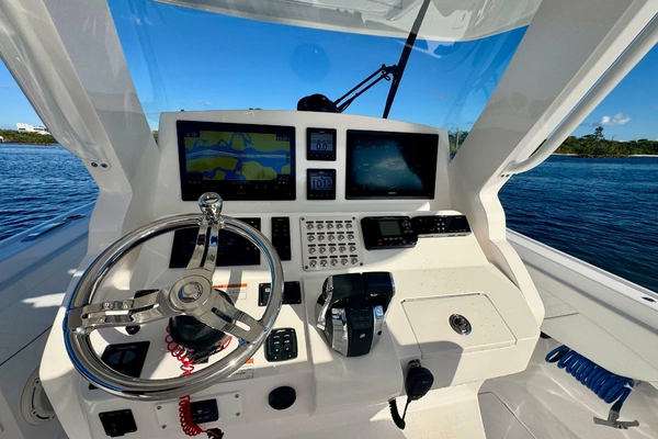 2020 Intrepid 37