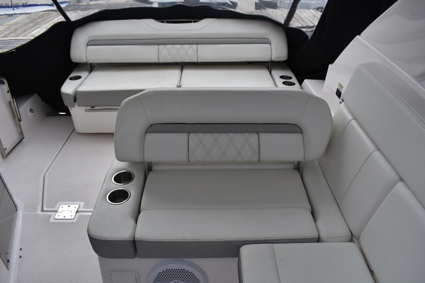 35ft Regal Yacht For Sale