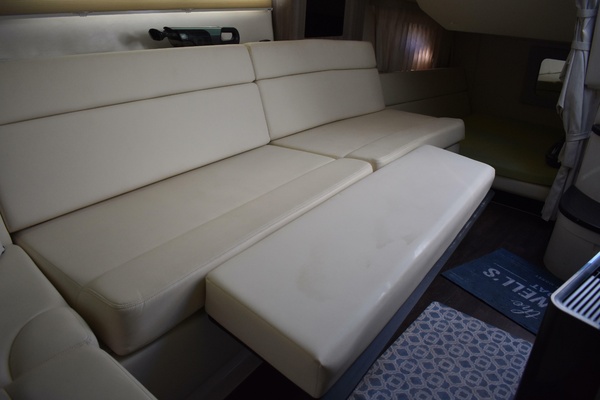 35ft Regal Yacht For Sale