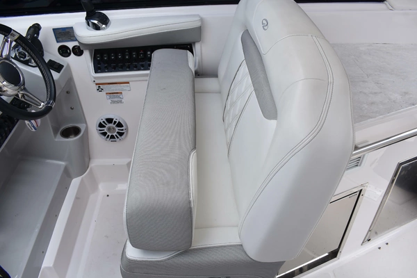 2020 Regal 35