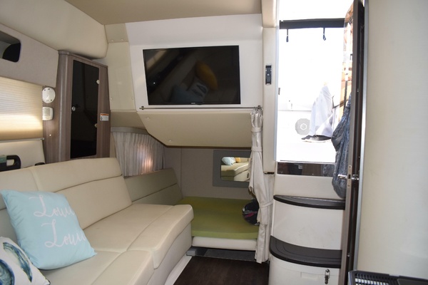35ft Regal Yacht For Sale
