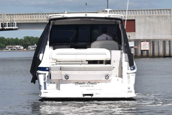 35ft Regal Yacht For Sale