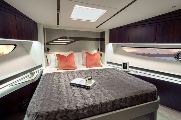 Sunseeker Predator 60 EVO Yacht For Sale