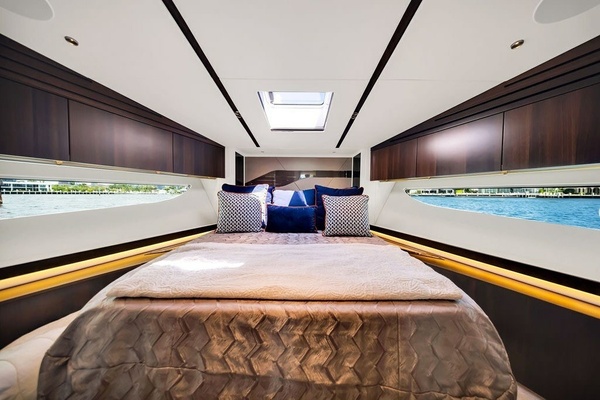 60ft Sunseeker Yacht For Sale