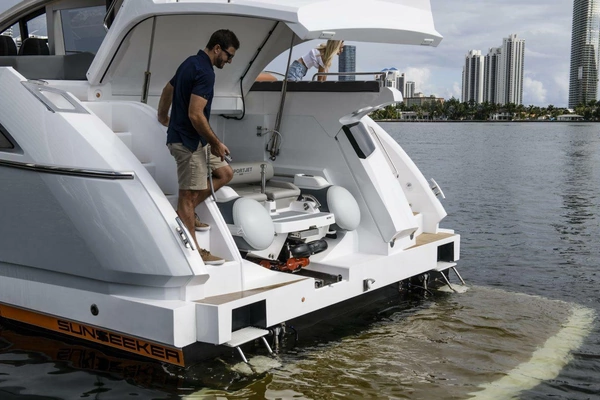 2020 Sunseeker 60