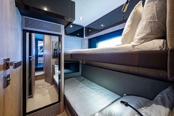 51ft Azimut Yacht For Sale