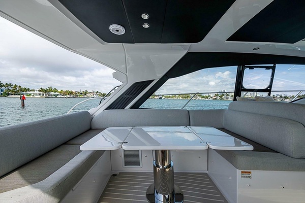 51ft Azimut Yacht For Sale