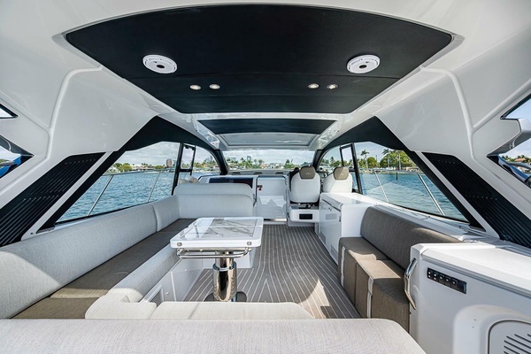 51ft Azimut Yacht For Sale