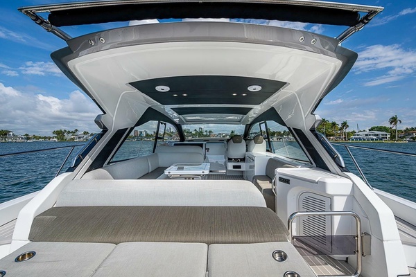 51ft Azimut Yacht For Sale