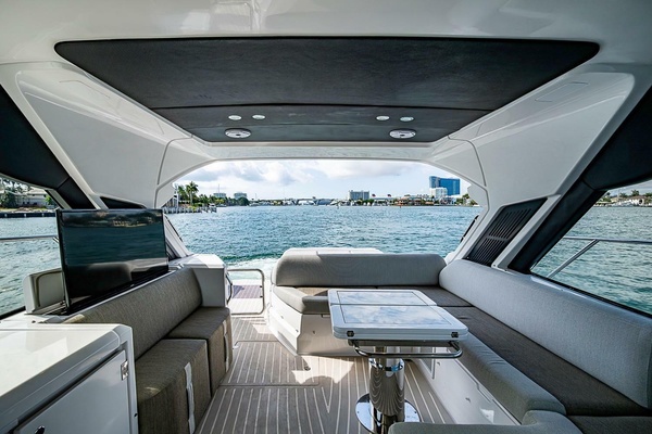 51ft Azimut Yacht For Sale