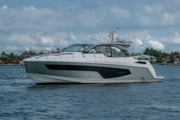 51ft Azimut Yacht For Sale