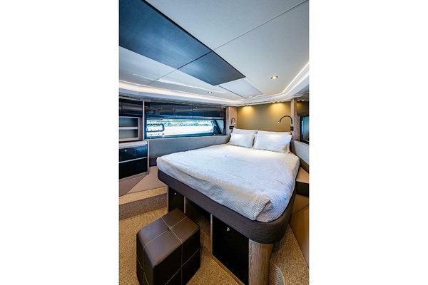 51ft Azimut Yacht For Sale