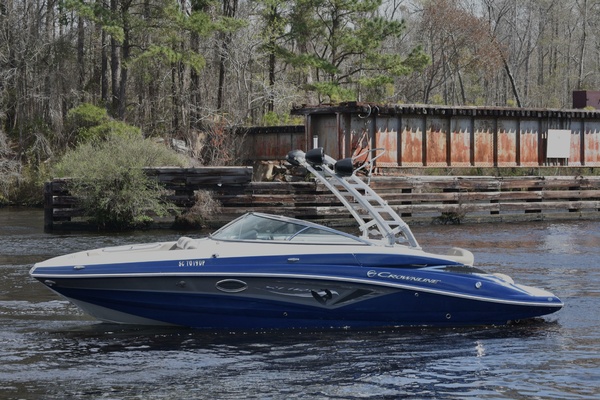 25ft Crownline Yacht For Sale
