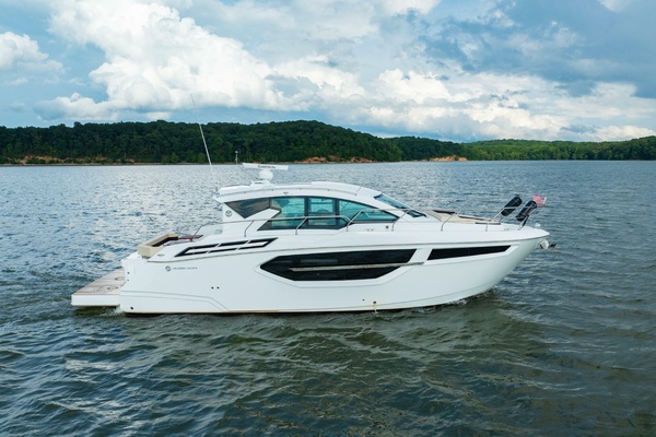 Bailey s Booty 42ft Cruisers Yachts Yacht For Sale