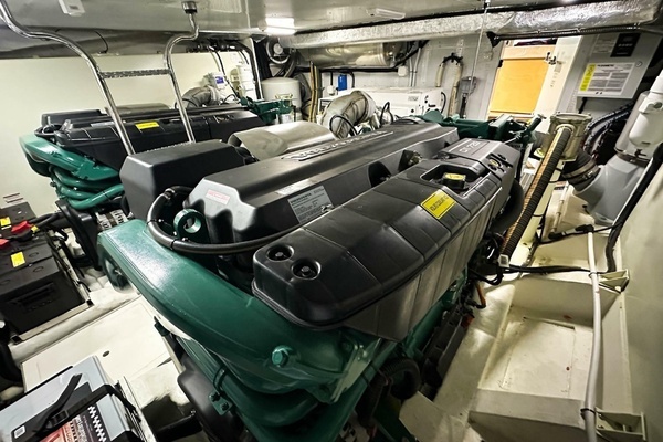 2019 Galeon 56