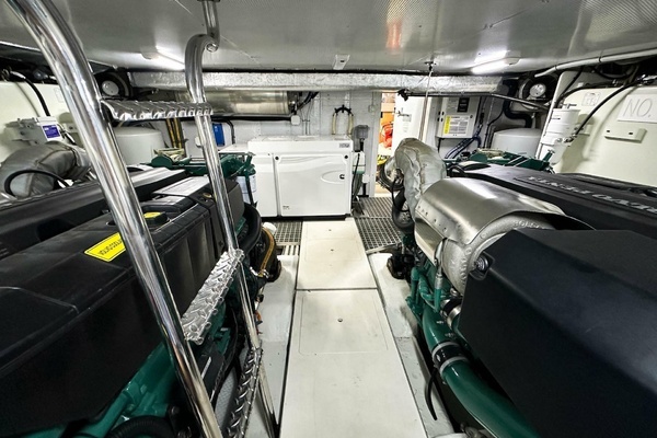2019 Galeon 56