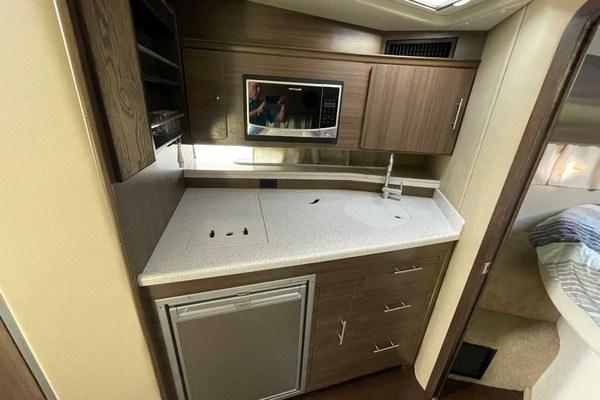 37ft Rinker Yacht For Sale