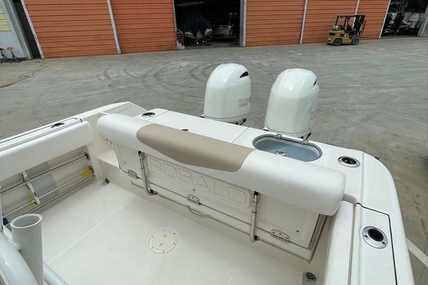 24ft Robalo Yacht For Sale