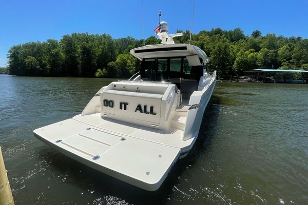 2019 Tiara Yachts 53