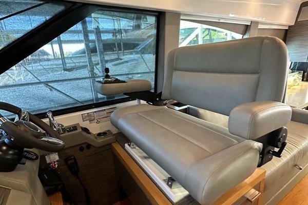 2019 Tiara Yachts 53