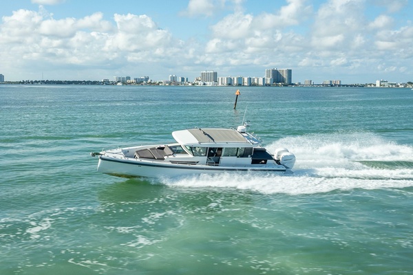37ft Axopar Yacht For Sale