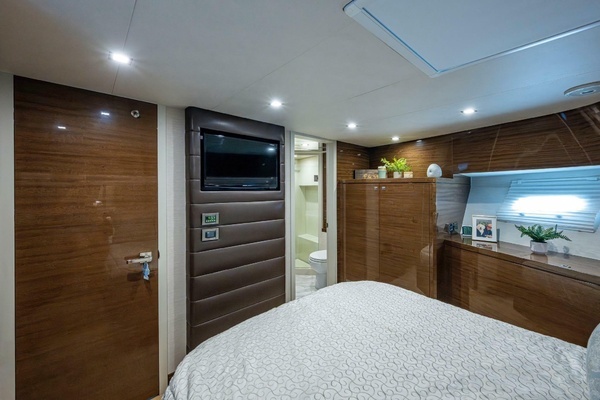 Cheoy Lee Bravo 78 Sport Motor Yacht Yacht For Sale