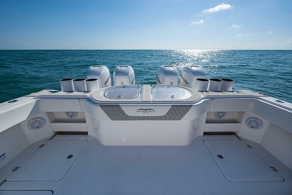 2018 Invincible 40