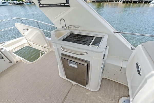 2018 Sea Ray 46