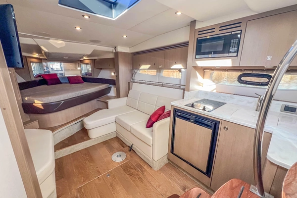 2018 Sea Ray 35